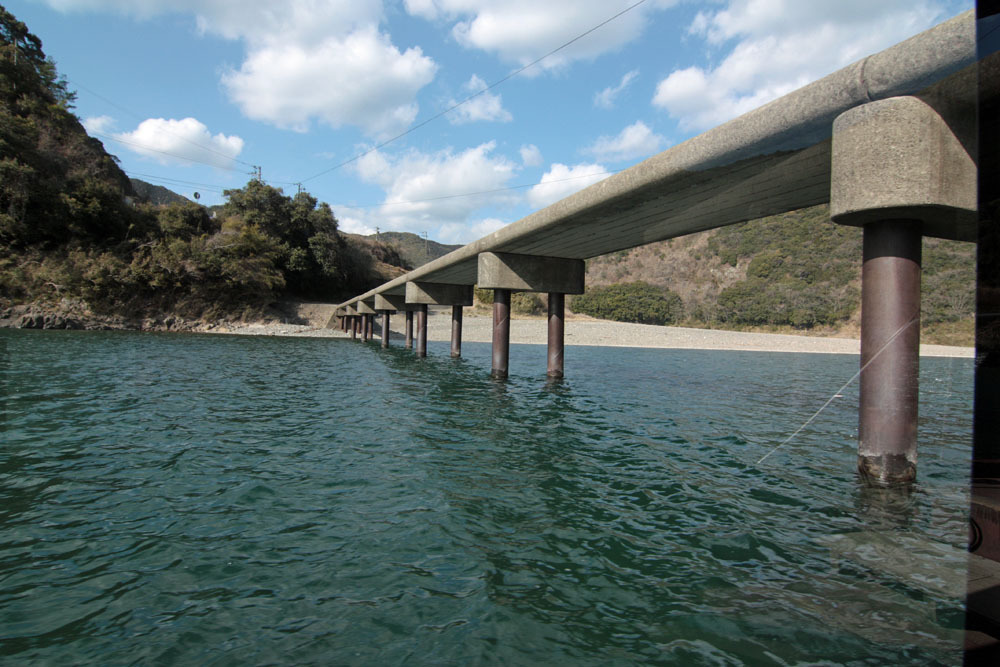三里沈下橋