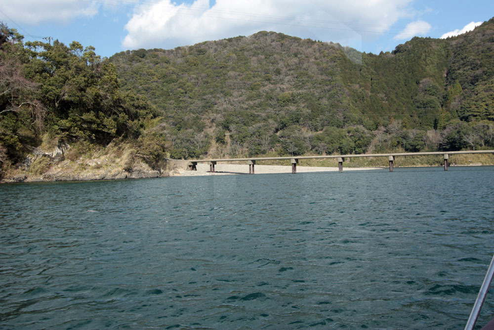 三里沈下橋