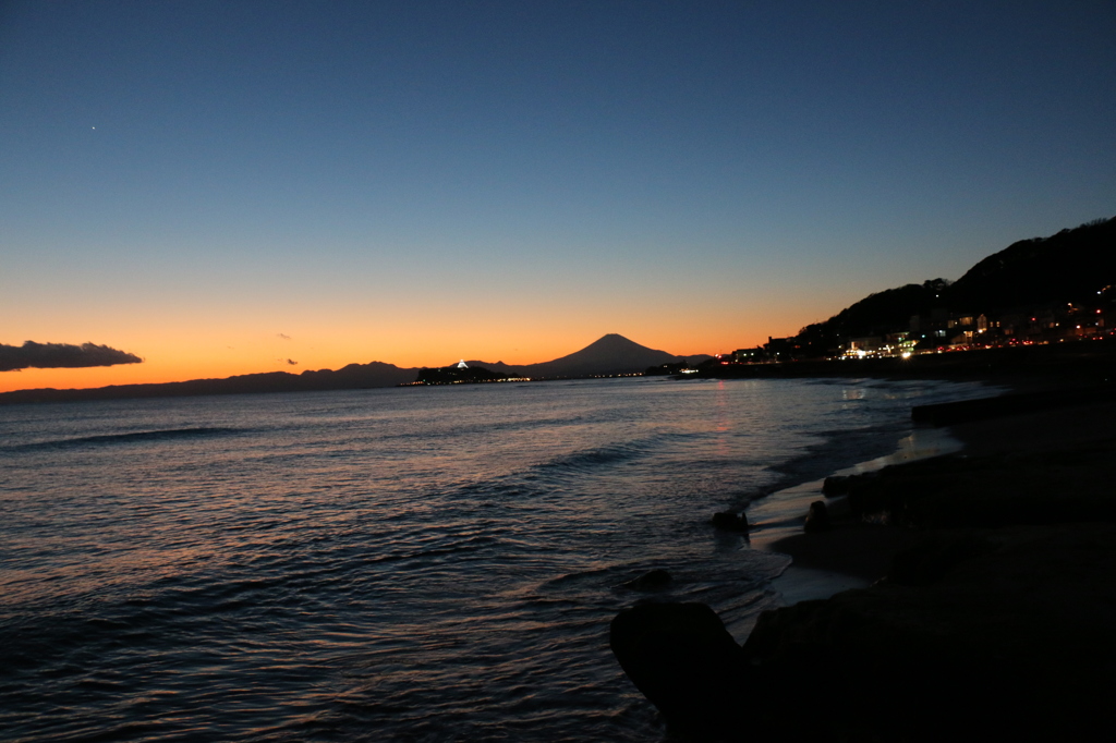 稲村ガ崎からの富士山
