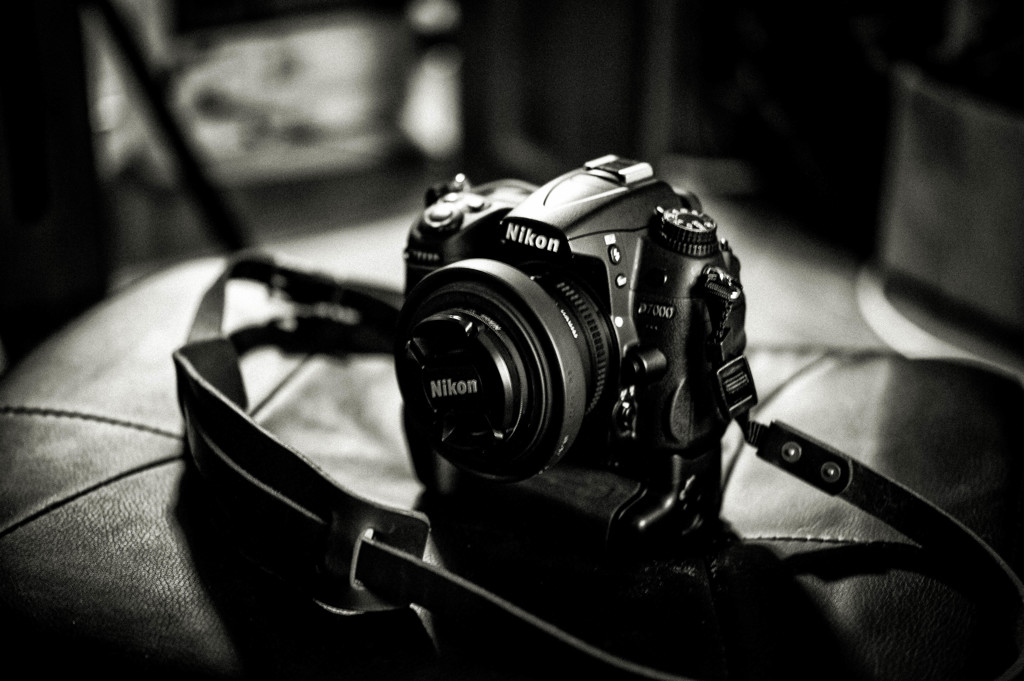 D7000