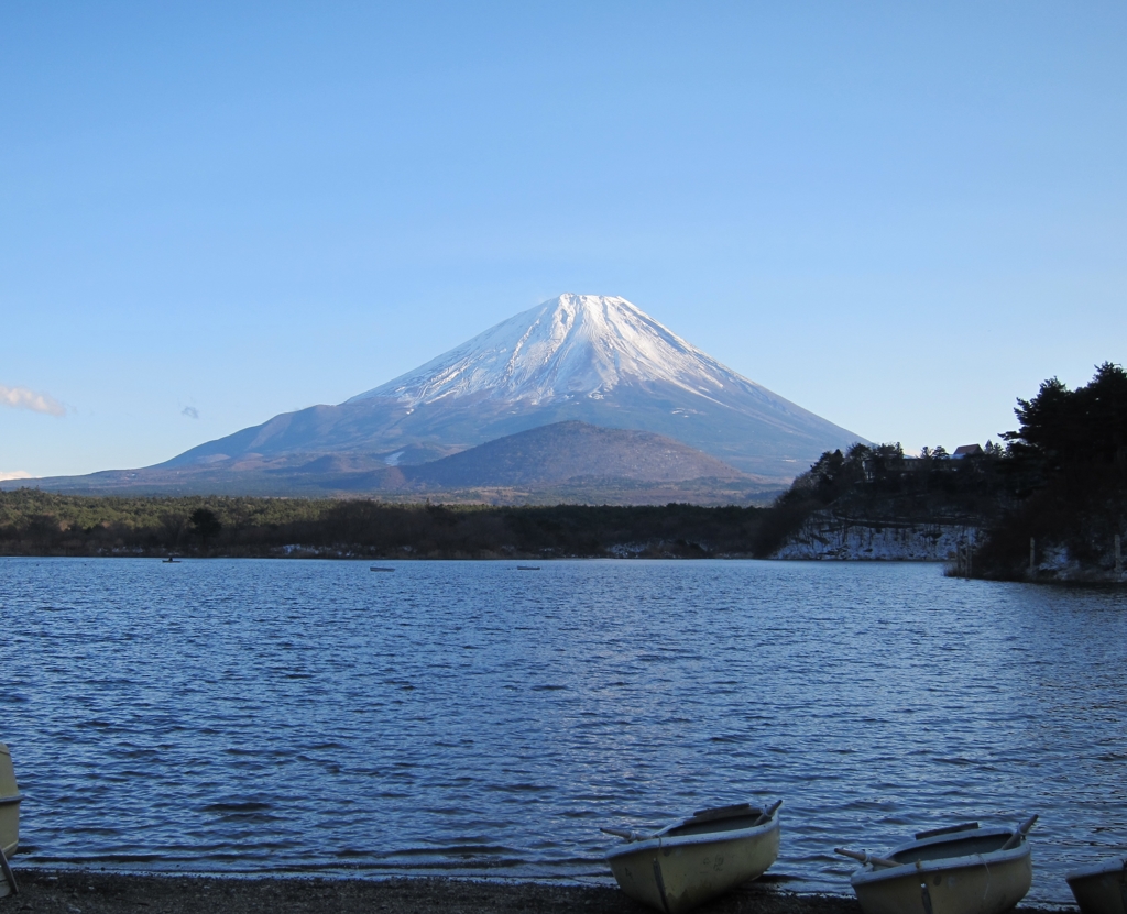 精進湖からの富士山