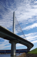 ハープ橋