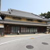 中山道「鳥居本宿」の有川製薬