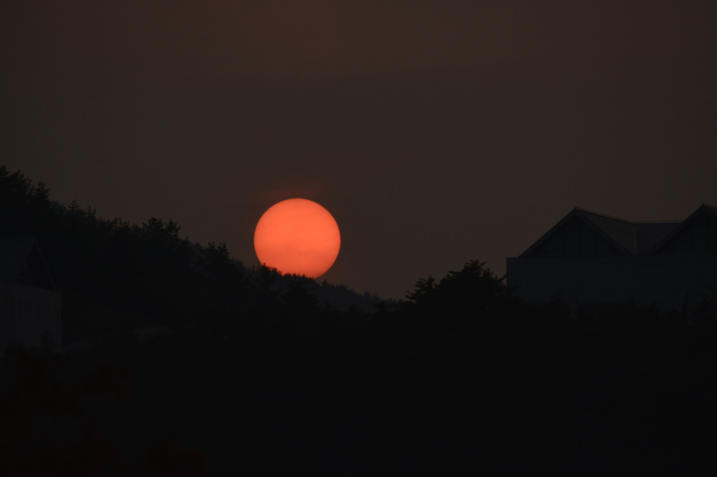 沈む太陽