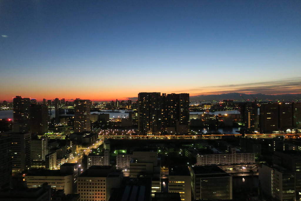 インタ－シティ－