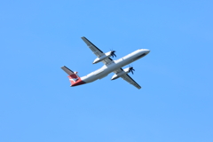 プロペラ機