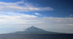 ハ－トランドフェリ甲板より利尻富士
