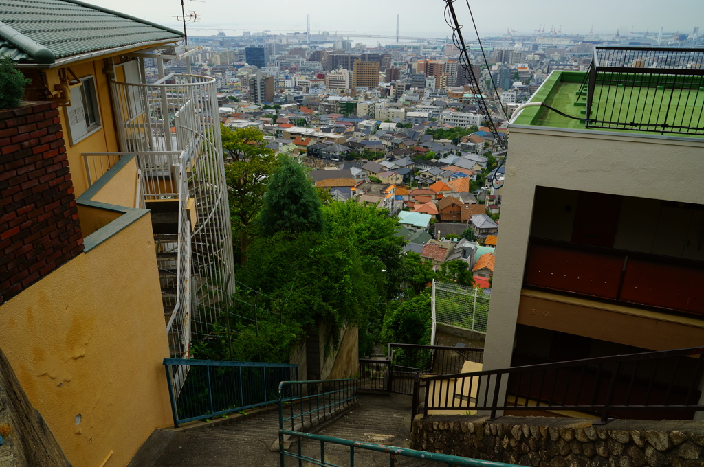 街を見下ろせる階段