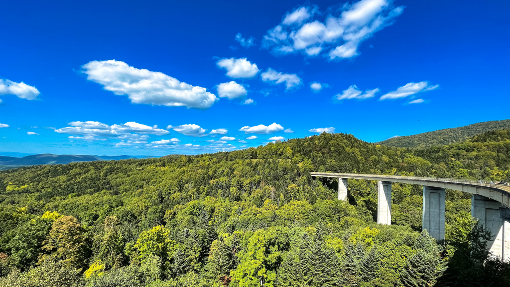 幻状態の嶺雲橋。