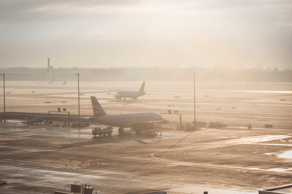 airport, a winter morning