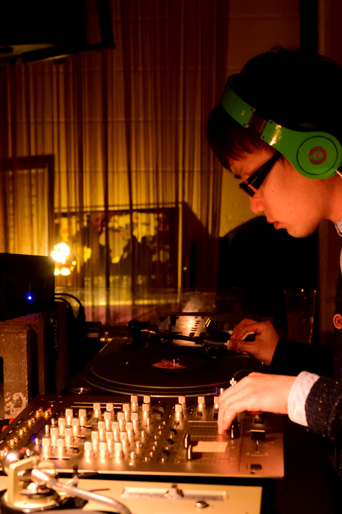 DJ４。
