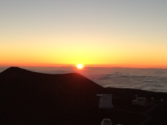 マウナケア山頂からの夕陽。