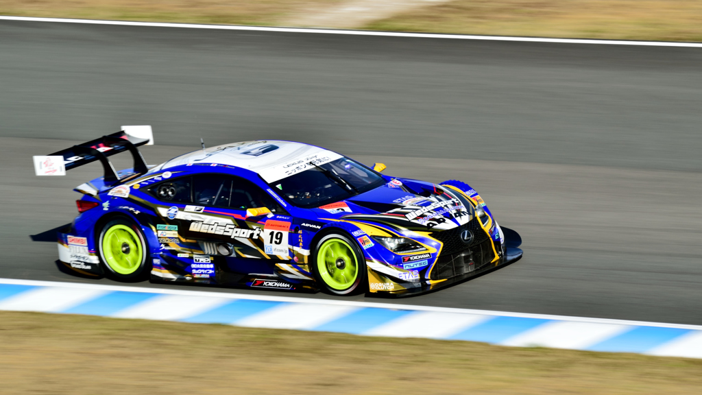 WedsSport ADVAN RC F