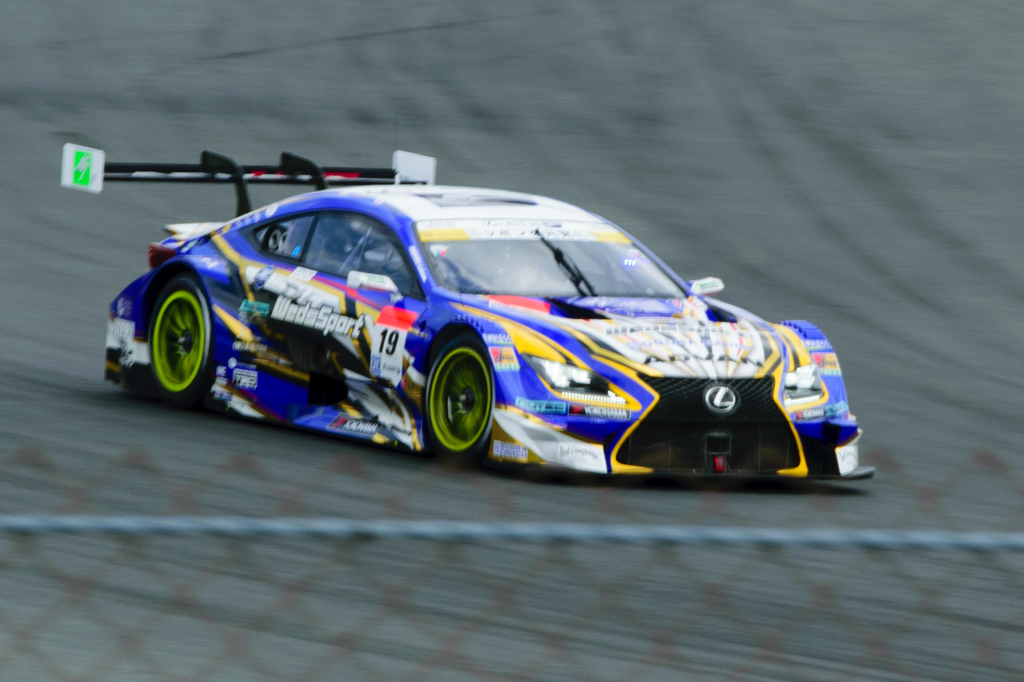 #19 WedsSport ADVAN RC F