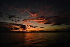ダークな夕景