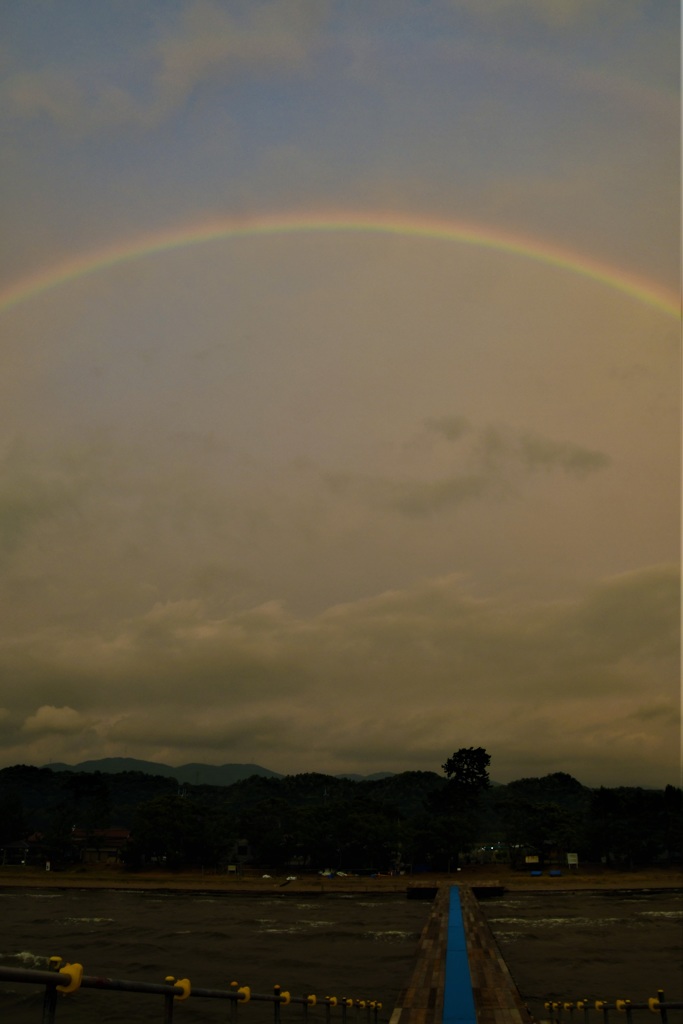 うっすらとWレインボー！