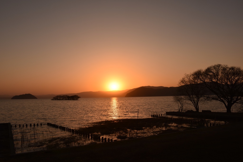 睦月湖北夕景