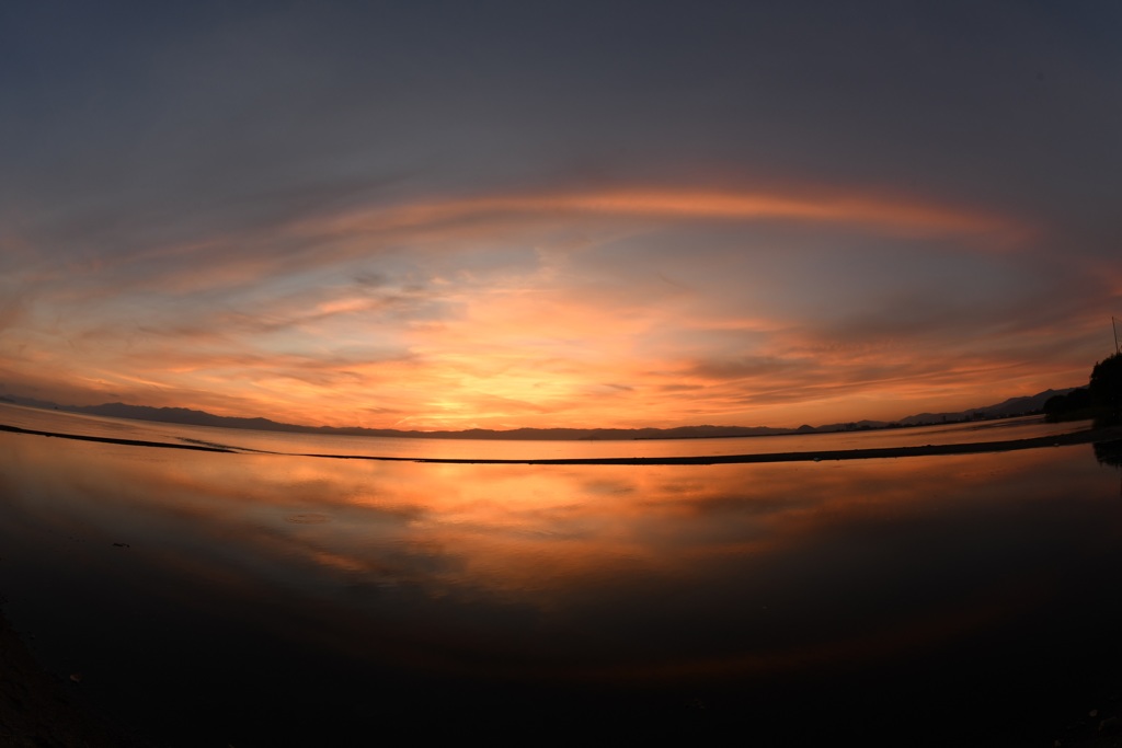 虹のような夕雲