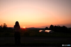 夕暮れのカメ女さん