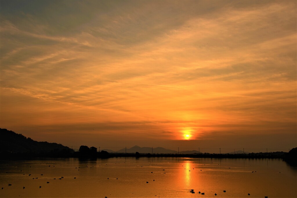 微妙な夕空