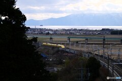 近づく・・・・・