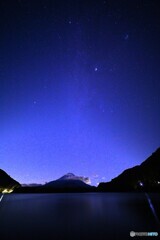 精進湖星景