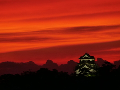 夕焼けの彦根城