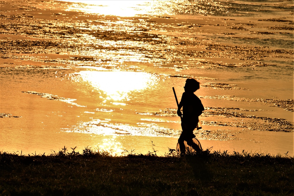 夏休みの少年