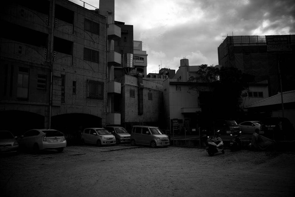 R0019848bwSLK