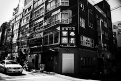 R1022253JPGbwSLK