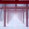 神社で