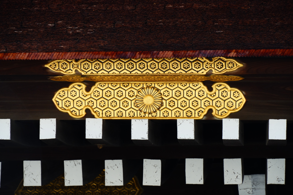 キンキラキンにさりげなく