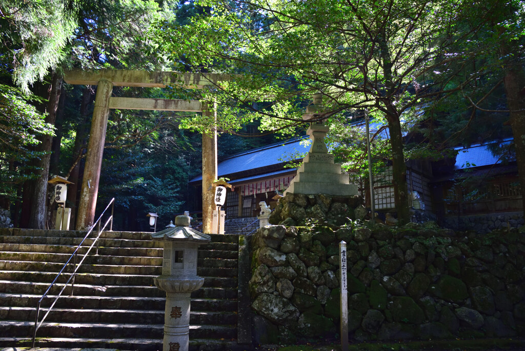川上山若宮八幡宮