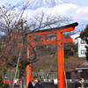 鳥居と富士山