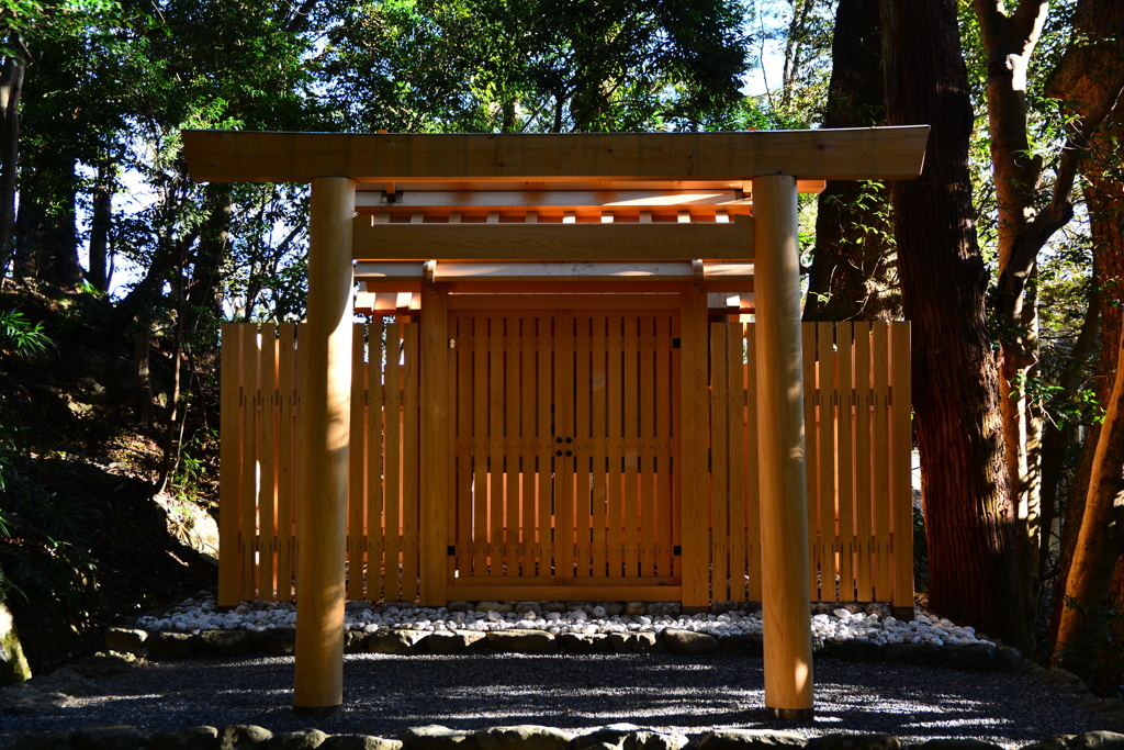 津長神社・新川神社・石井神社