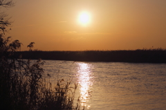 新釧路川と夕陽