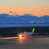夕暮れ空港