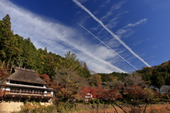 香嵐渓の飛行機雲