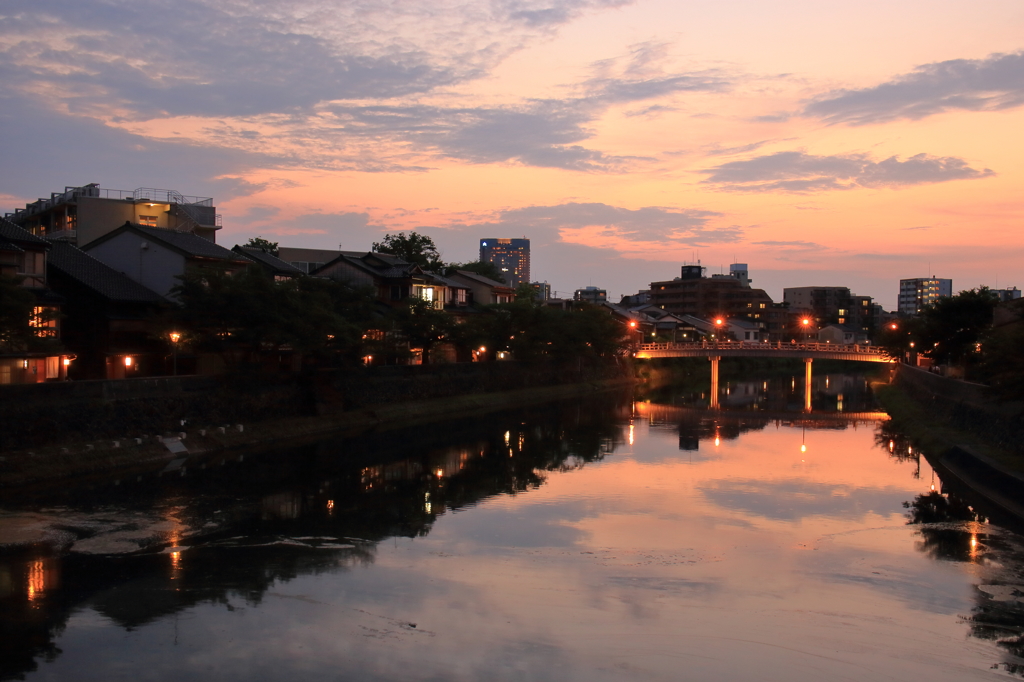 夕景金沢