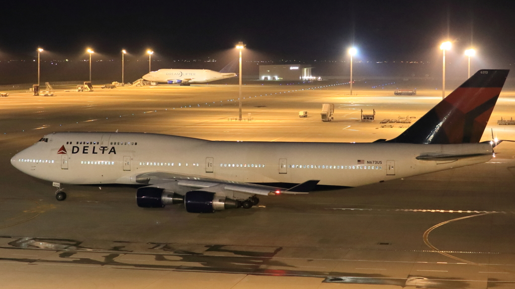 ボーイング＜747-400＞