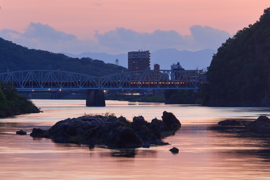 木曽川の夕景