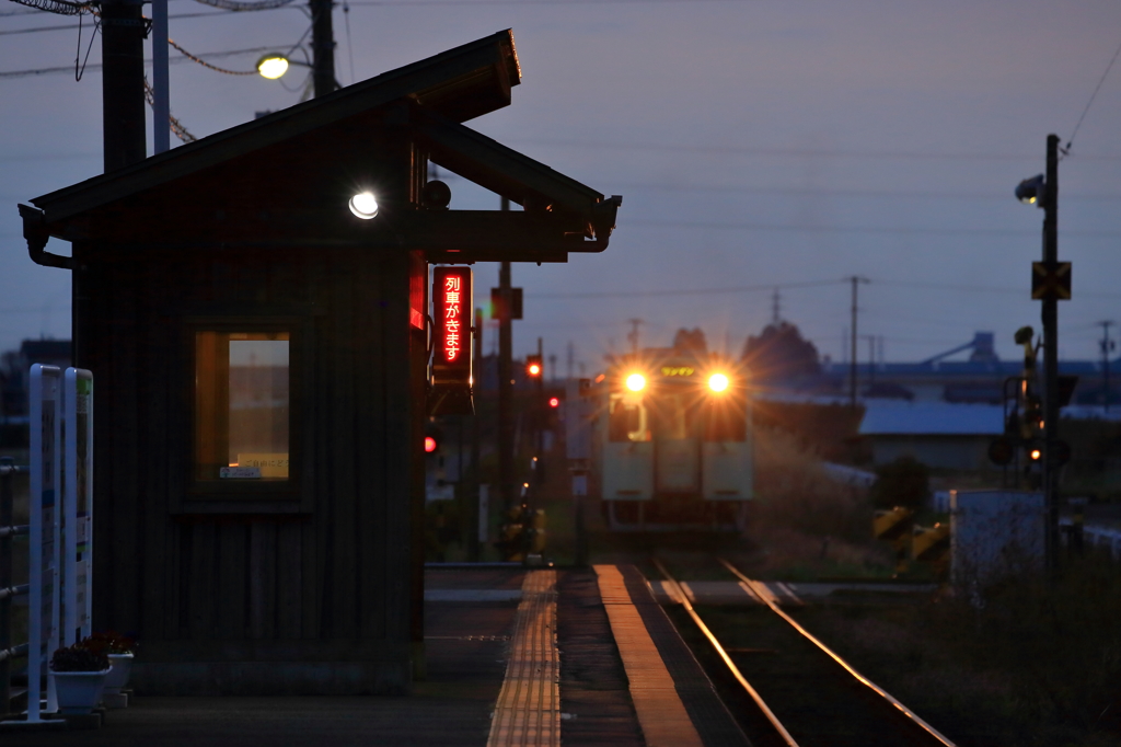 列車がきます