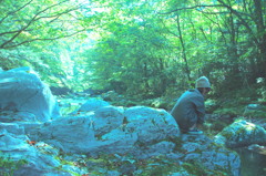 06043640