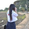 まってる…