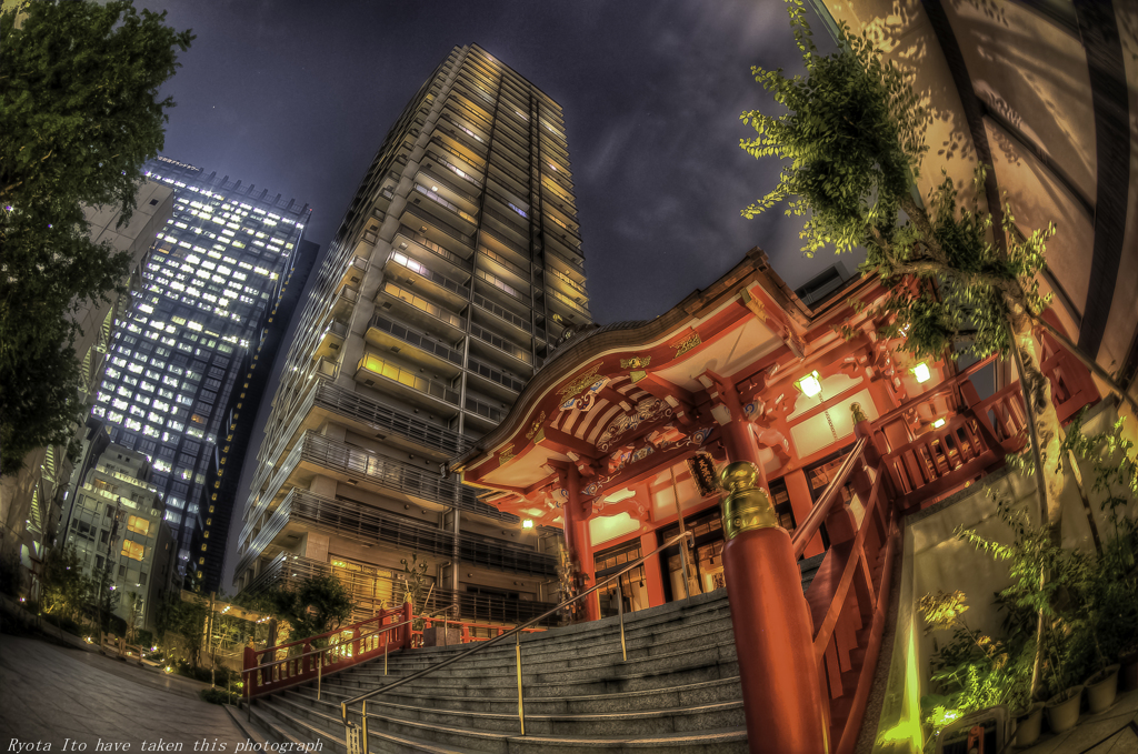 新宿成子天神社