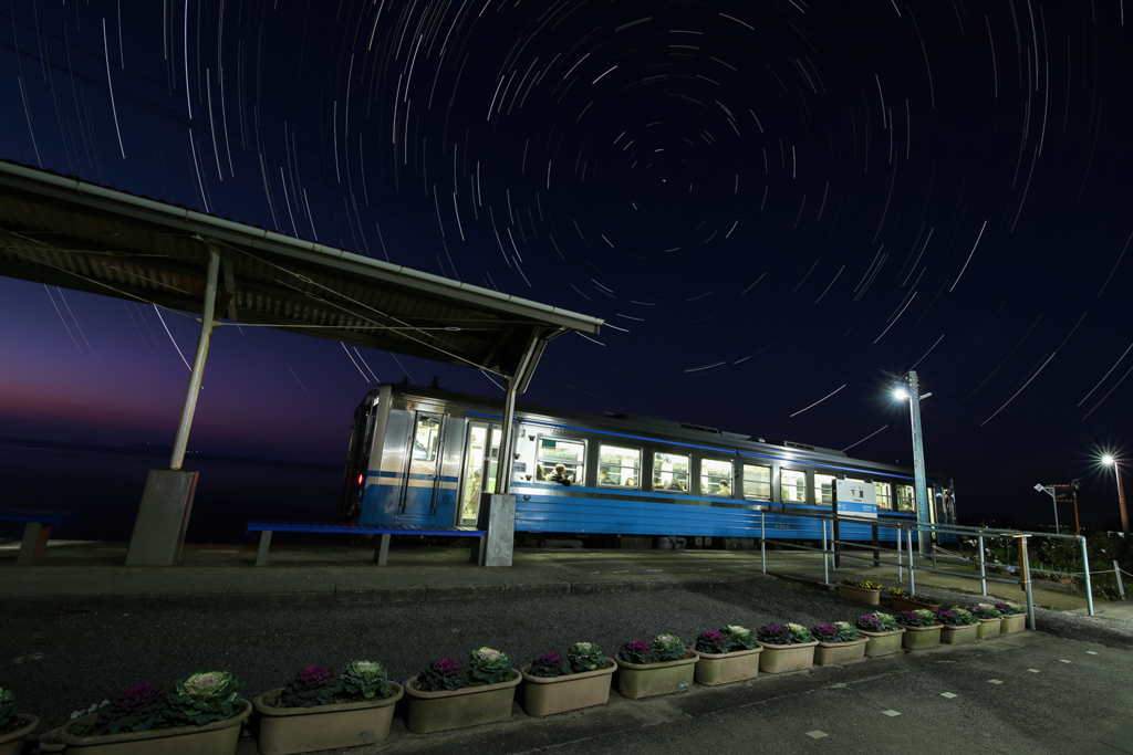 星空列車～下灘駅にて