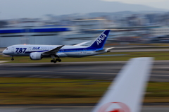 B787