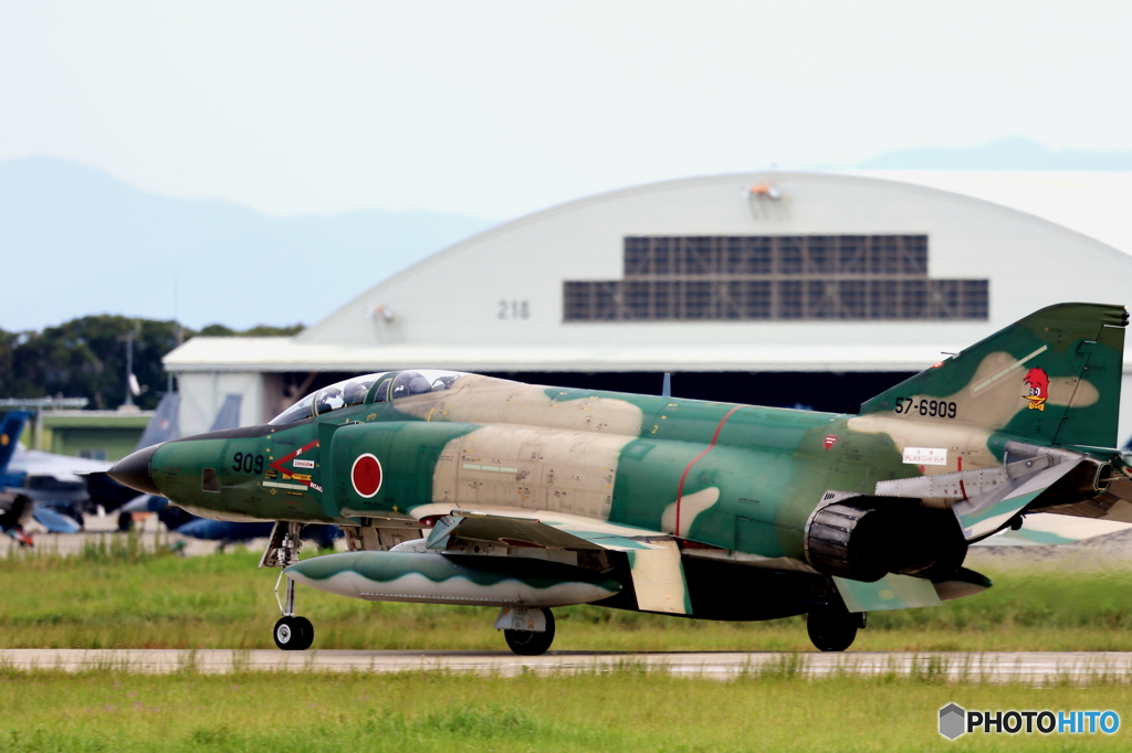 F4 (2)
