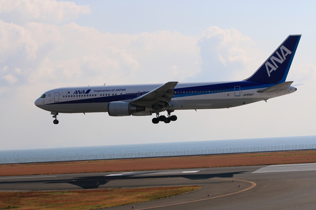 B767 (6)