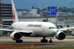 B777 (2)